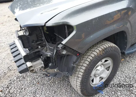 2022 Toyota Tacoma Sr V6 из США, поврежденный, VIN 3TMCZ5AN7NM463638